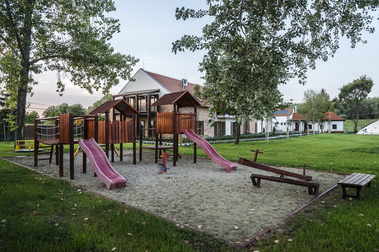 Levendula Hotel Algyo Dış mekan fotoğraf